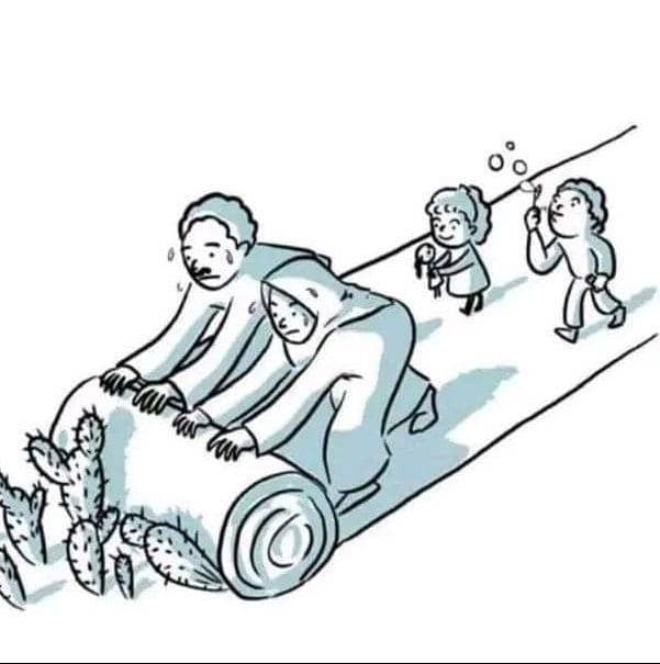 "لا مثيل لهم، ولا عِوض عنهم."
اللهم أبي لا يميل و لا يعجز
اللهم أمي لا تضيق و لا تحزن 
اللهم إخواني وأخواتي لا تشقيهم ولا تبكيهم.