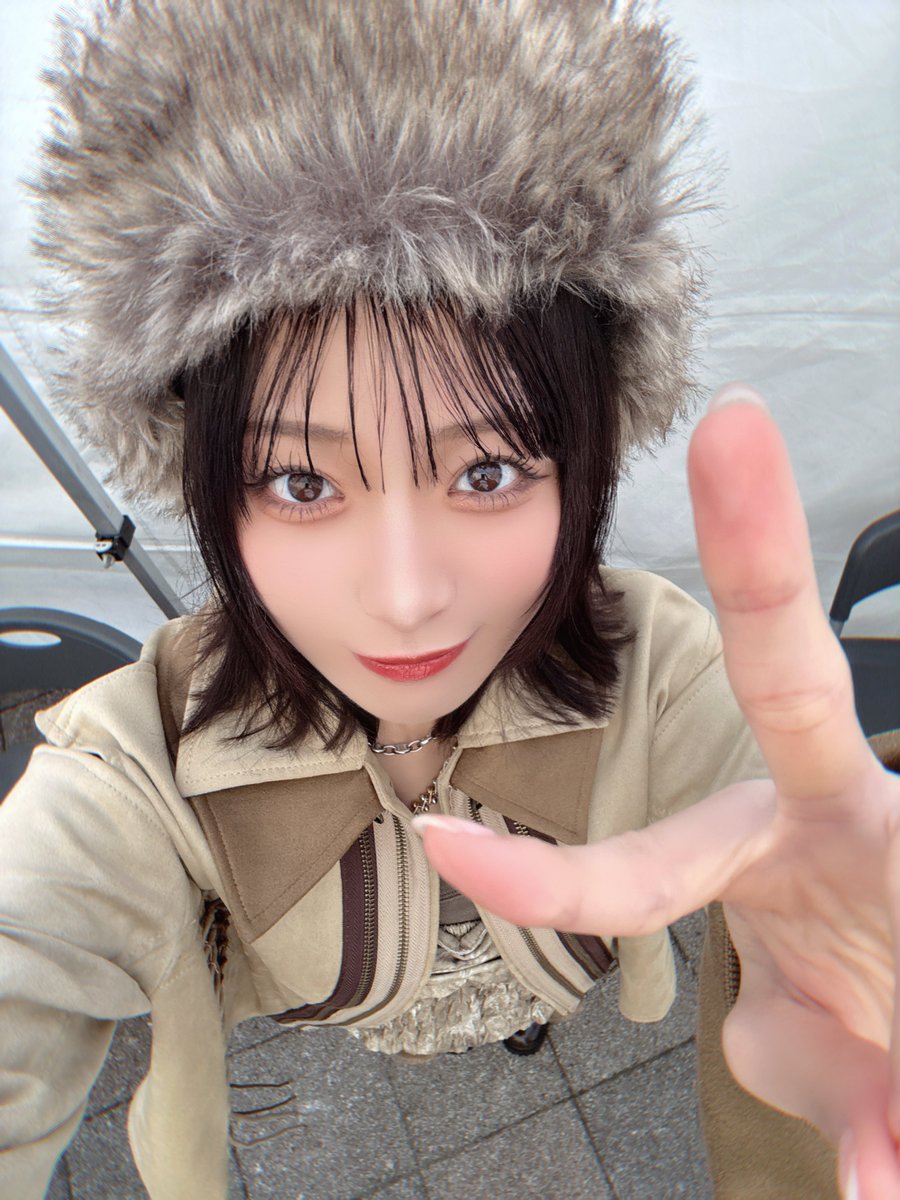 tomita_nanaka's tweet image. 11th single 排他的ファイター ⸝⸝꙳
スペシャルリリースイベントありがとうございました！

新曲初披露、皆さん見守ってくれて本当に嬉しかったです＾＾

お見送り会では、直接感想を聞けて、気持ちがさらに上がりました✊✨

改めまして…！
今シングルも宜しくお願いします！
#ノイミー