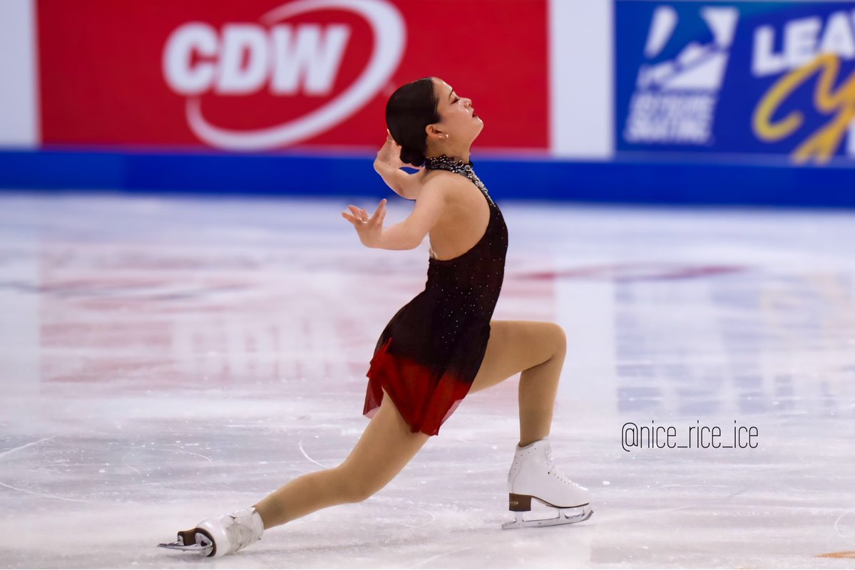 nice_rice_ice's tweet image. スケアメ女子SP
渡辺倫果選手 Rinka WATANABE

「彼女、背丈は決して大きくないのにビッグでパワフルなスケートをするね」「素晴らしかった」「かっこよかった」と近くの方々に口々に声をかけていただきました

#SkateAmerica
#渡辺倫果 #RinkaWATANABE