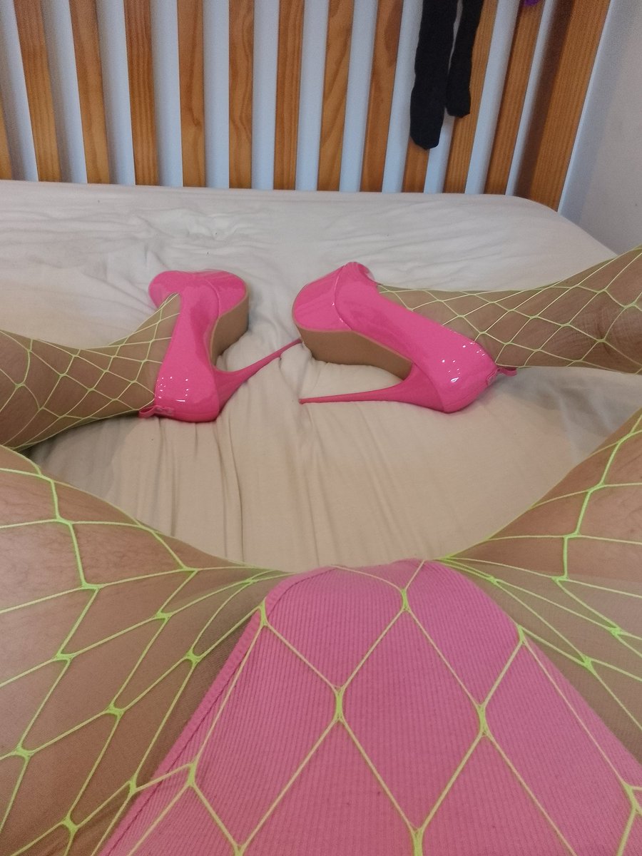 sissyfag761865's tweet photo. Sissy https://t.co/72W9i5OWPF