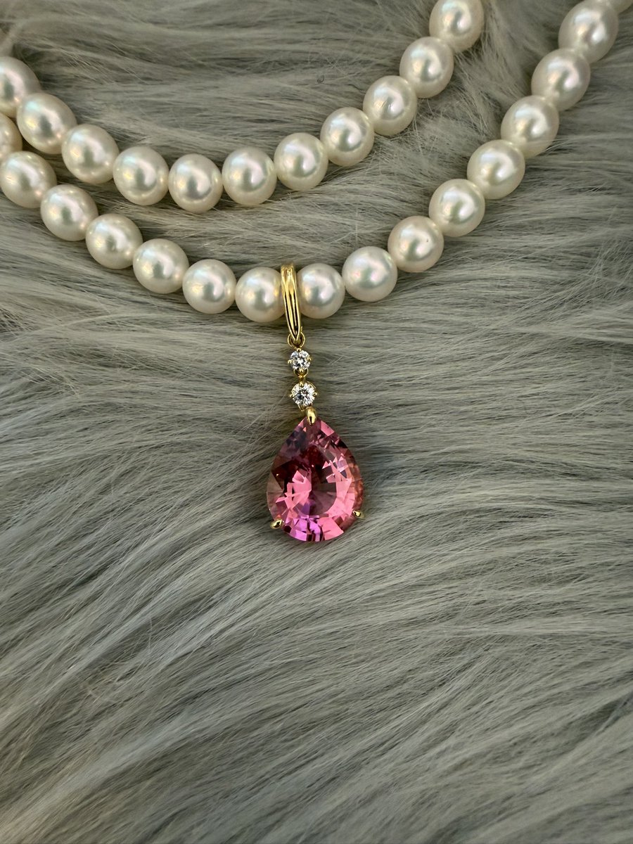 7ct upのピンクトルマリンのペンダントトップ。お持ちのチェーンにつけ