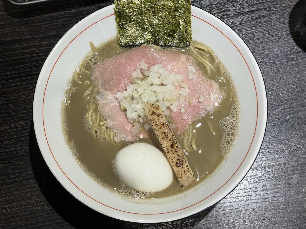 jira1010's tweet image. 中華そば十目一八食堂

コラボ限定
煮干中華そば　極2025

トメイチ&amp;amp;舞🌈🏆

推し麺&amp;amp;推し麺のコラボは
ハラキリダブルドライブみたいなもん✨

負け額が逆万枚達しそうな今月
心が保てない日々が続いておりますが🤣

今日のコラボ麺で救われました
おいしいものは元気になれる‼️

ごち🙏
