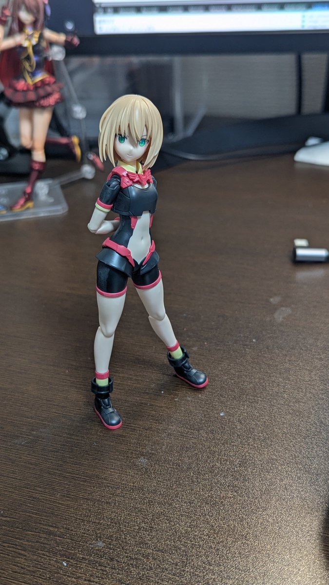 Model_Azumaudo's tweet image. 今日はここまで。
意外と頭が大きいのね