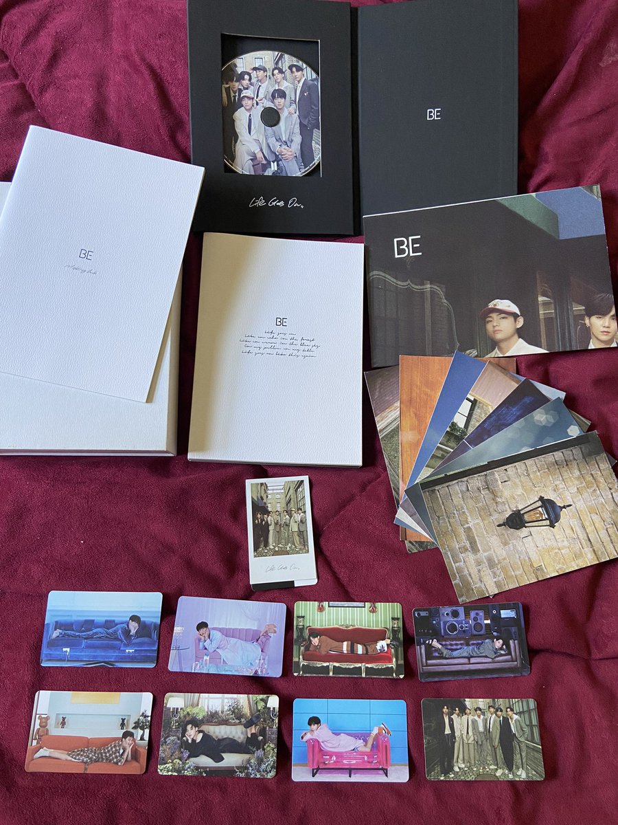 mazelary's tweet photo. VENDO/VENDA BTS 

Álbum Butter vr. CREAM incompleto (sem o pôster)
Valor: 100,00 + frete

Álbum BE Deluxe Edition completo 
Valor: 280,00 + frete 

‼️Álbum butter possui avarias na capa

‼️Álbum BE pouco avariado na capa e em um dos posters! https://t.co/7Tj3YUKKQG