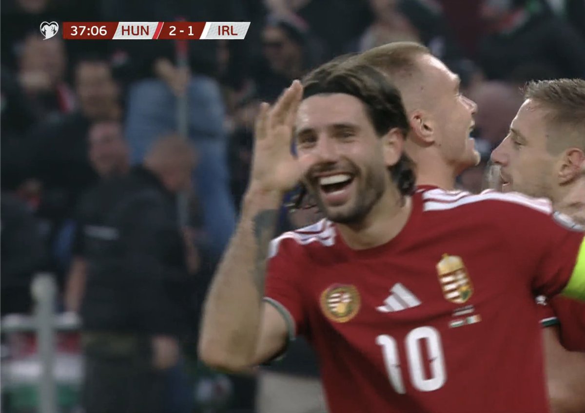 TouchlineX's tweet image. 📸 - SZOBOSZLAI DOING THE CLOWN CELEBRATION! 😭