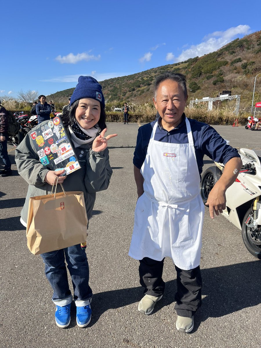 hideki47 tweet media