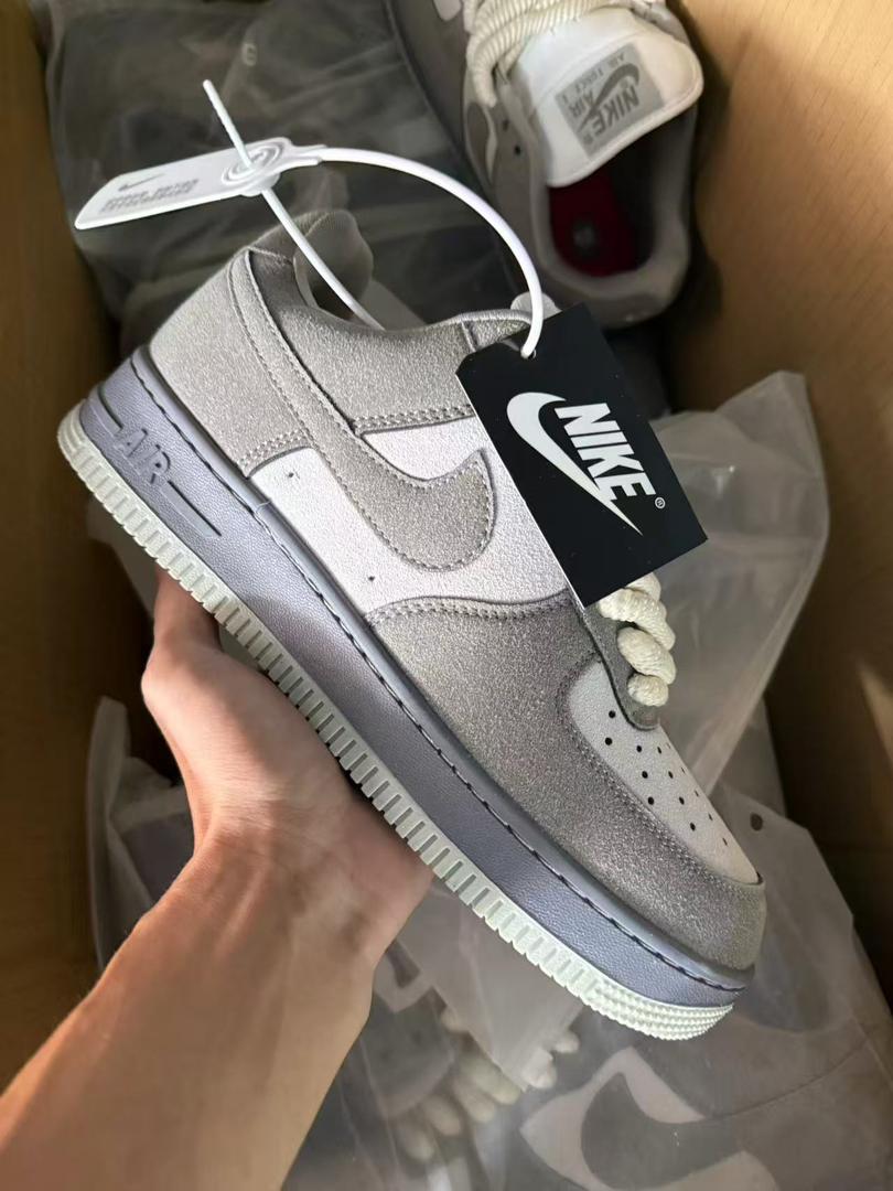 OnyiiAn's tweet image. Available in wholesale and retail quantity. 
42 43 44 45 46 47 
#20,000 only 
#Ochanja market #Onitsha Anambra state. 
Delivery nationwide