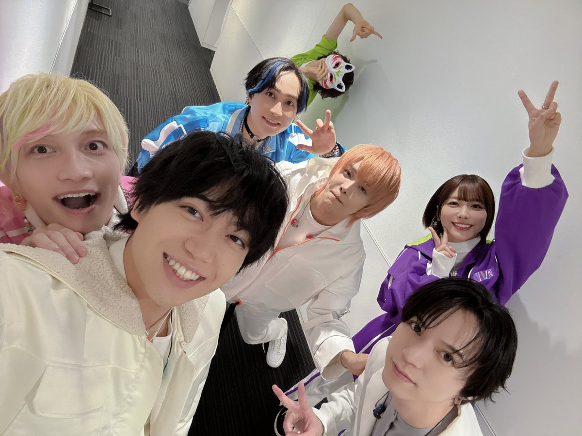 Shoya_Chiba's tweet photo. そしてこれからもよろしくVISTY！！
輝いてる！
お互い頑張ろうね
#パラライ https://t.co/RCY4pzKByB