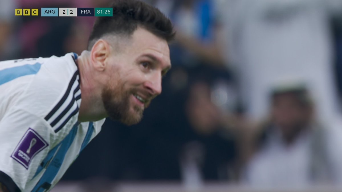sozirv's tweet photo. "I had never witnessed Messi look so utterly lost, disorganized" https://t.co/iagnXsmTvP