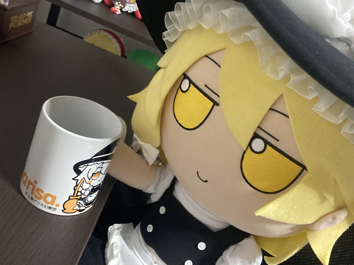 fumoteria's tweet photo. Would you like tea or coffee? https://t.co/OrRyFKSydL