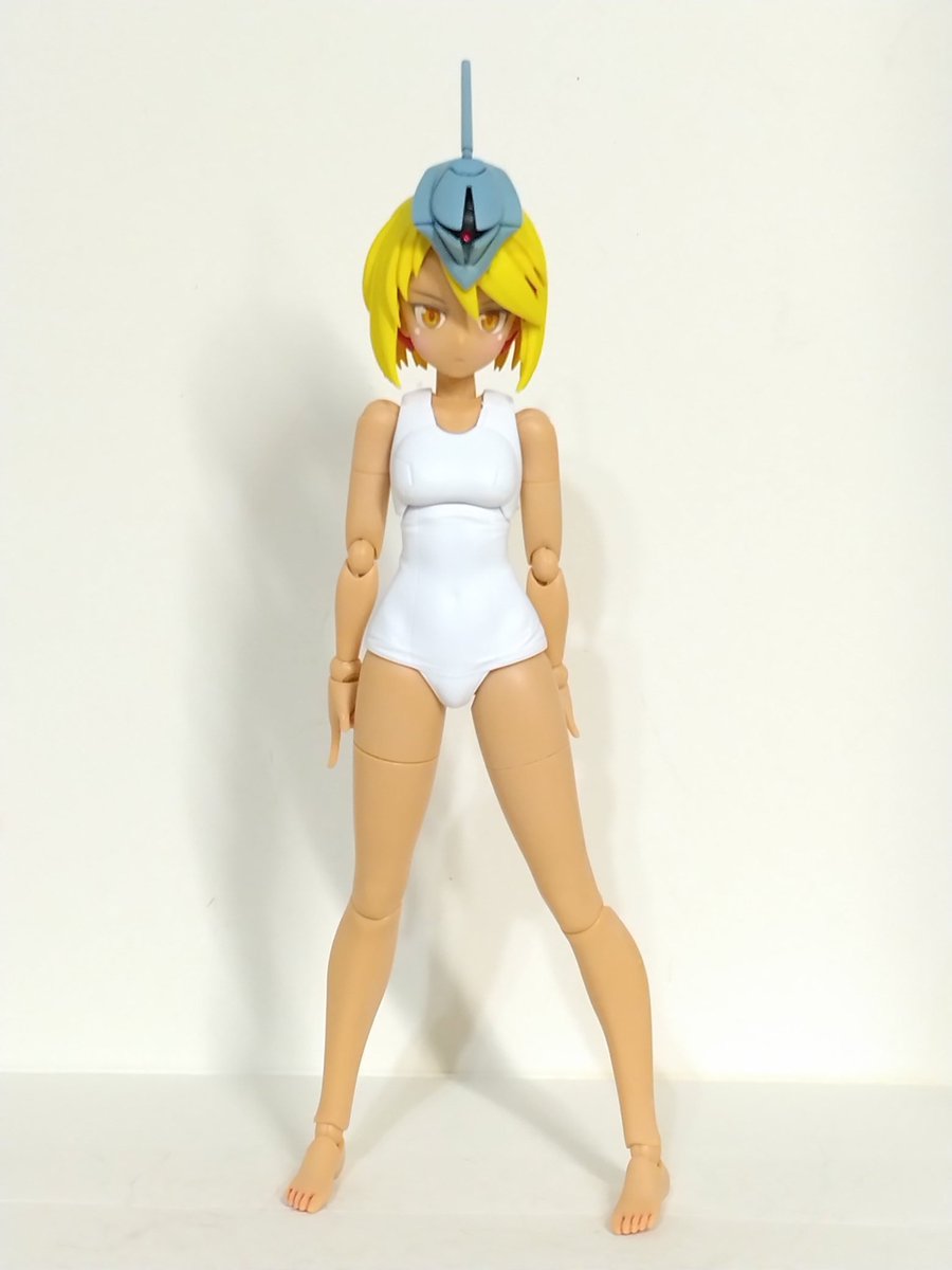 Dobadoooba's tweet image. #MS少女
#ガンプラ
#30ms
ギャン子完成～
カラーリングでギャンっぽく、金ラインシールは貼る予定無かったけど綺麗だったので頑張りました✌