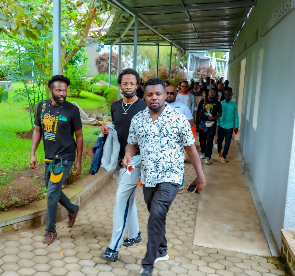 Bamwe mu bakinnyi ba Filimi Nyanrwanda basuye Urwibutso rwa Cour d'Appel de Ruhengeri. <a href="/JustinNsengima/">𝐉𝐔𝐒𝐓𝐈𝐍 𝐖'𝐈 𝐊𝐈𝐍𝐆𝐎𝐆𝐎 𝐎𝐟𝐟𝐢𝐜𝐢𝐚𝐥</a> <a href="/umperukacyera0/">UMPERUKA CYERA</a> <a href="/harerimana_tito/">Tito Hare</a>