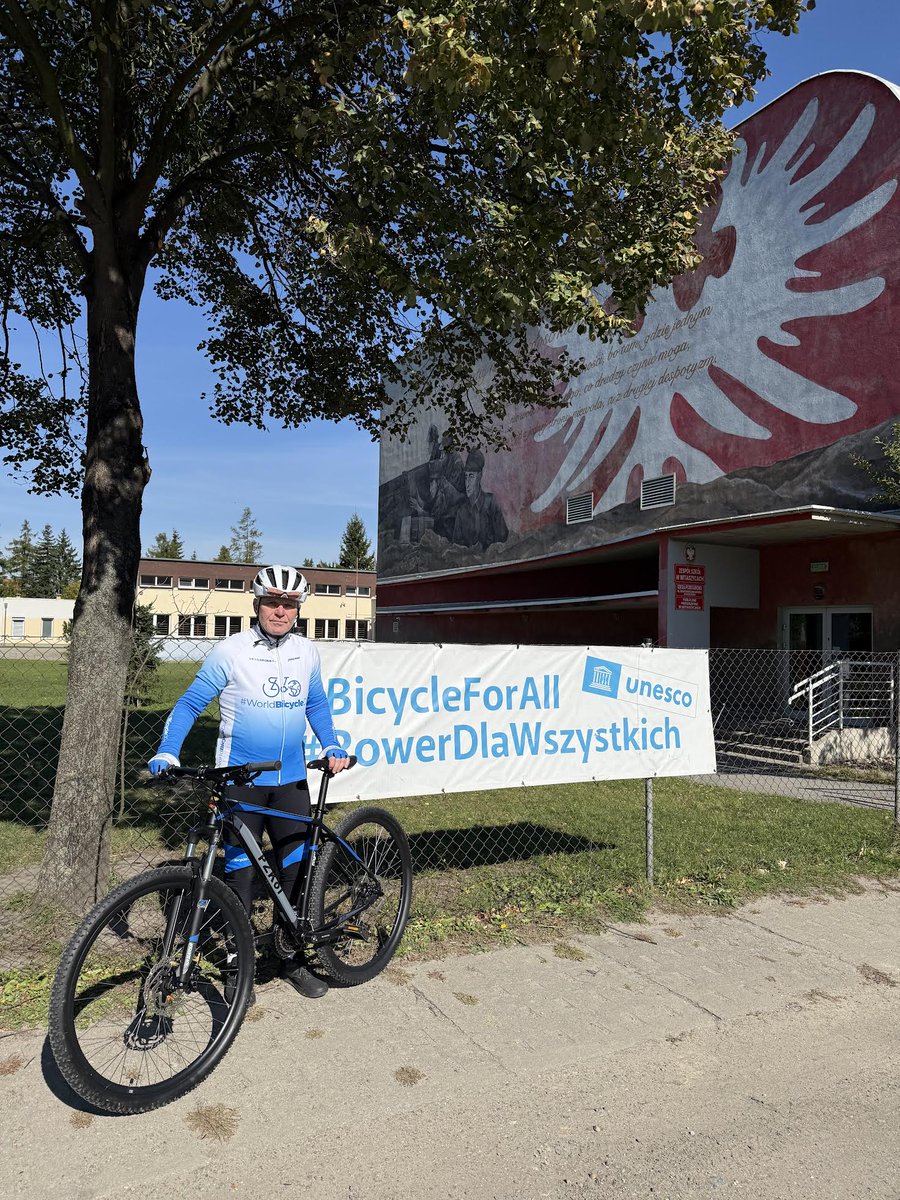 Leszek33's tweet image. After 2 years the first VISION ZERO school safety zone in Poland is reality at #WorldBicycleDay Elementary School in Witaszyce: 20 km/h, speed humps, new lighting, and visible signage. This was about changing minds.  Safer streets are nation-building.