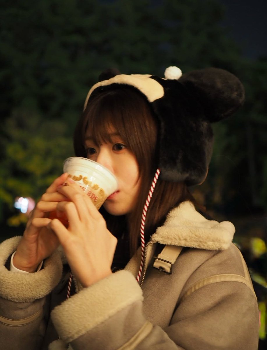 小松田ちゃん ホットドリンク飲んでいるのかな？ 松田ちゃんの姿を見れただけでうち