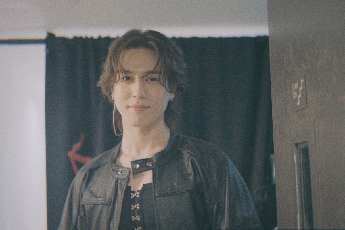 allina_kyg's tweet photo. Happy birthday to the boy who makes the world a bit brighter just by existing. ✨ @Yugyeom ah, thank you for shining even when you don’t try. You deserve only good days, warm music, and people who love you gently 🥰🥹

#28thDanceWithYUGYEOM #유겸 https://t.co/MaNGZm0oFu