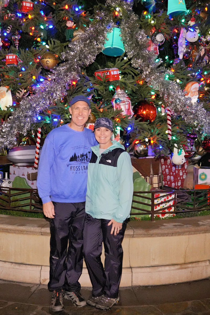 collodi's tweet image. Enjoyed a fun, yet very rainy day at Califormia Adventure yesterday. It rained hard until about 3pm, which, while was a pain, kept the crowd and line sizes down. Wearing out rain gear was very helpful through the day. 

Lots of fun making memories together!

#CollodiAdventures