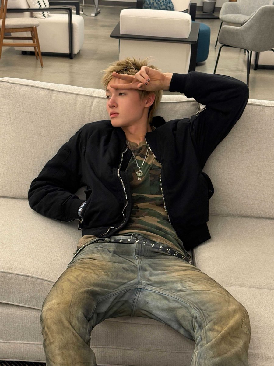 불치김 (@mytinfivebuck3) on Twitter photo 