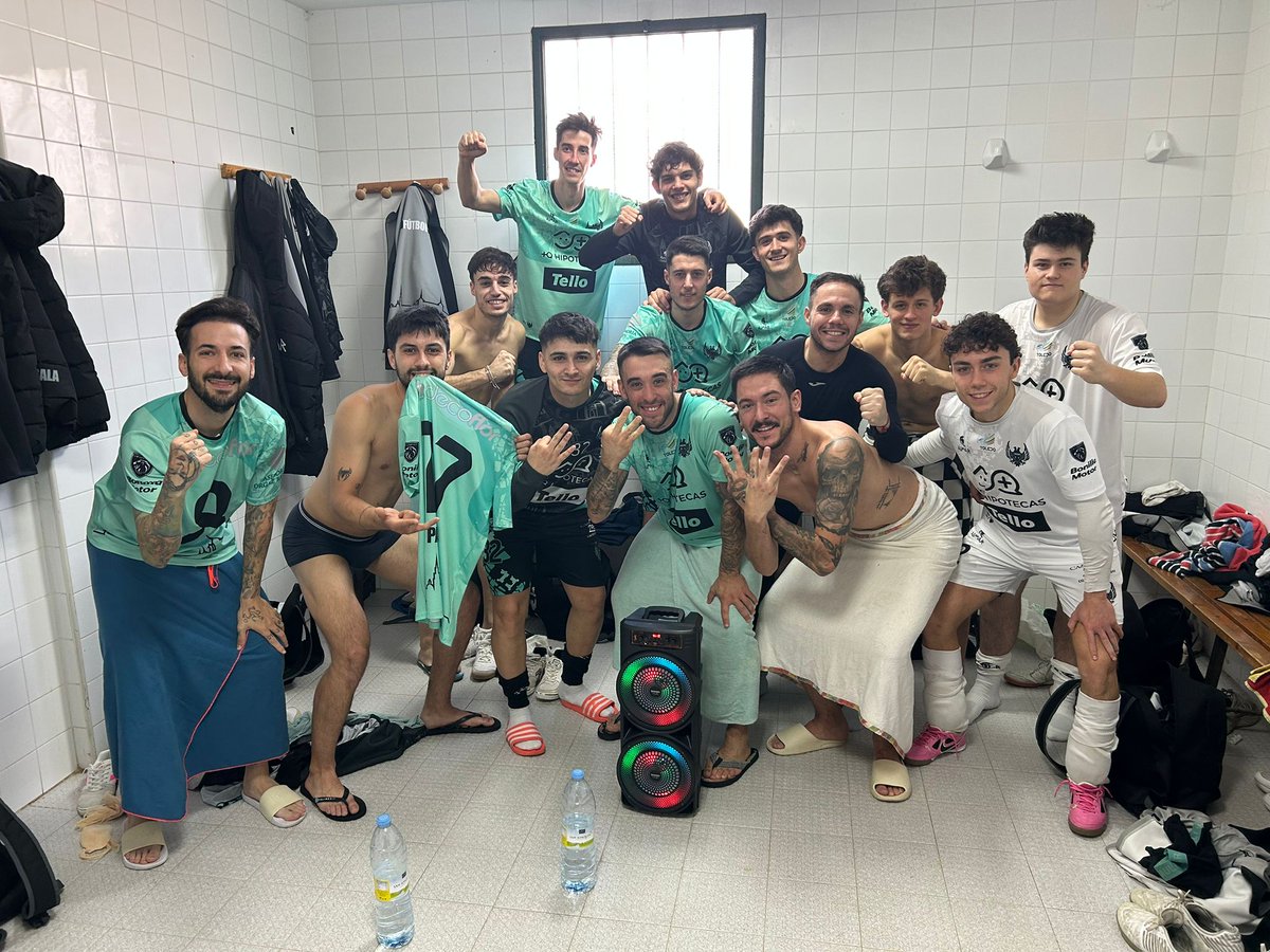 FS_Toledo's tweet photo. 💚 Sonríe, el Toledo es 𝐋Í𝐃𝐄𝐑 💚 https://t.co/rTwtqIhiRy