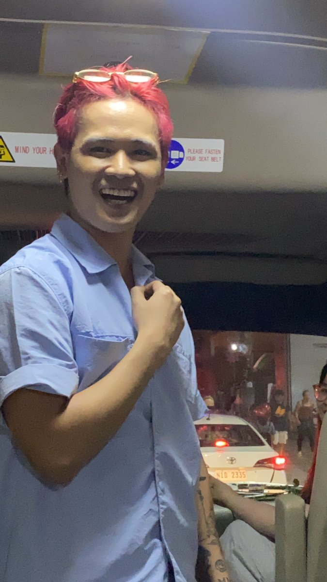 sarapjao's tweet image. para siyang prof na sobrang passionate sa tinuturo niya 🥺

#ALAMAT_ALAS