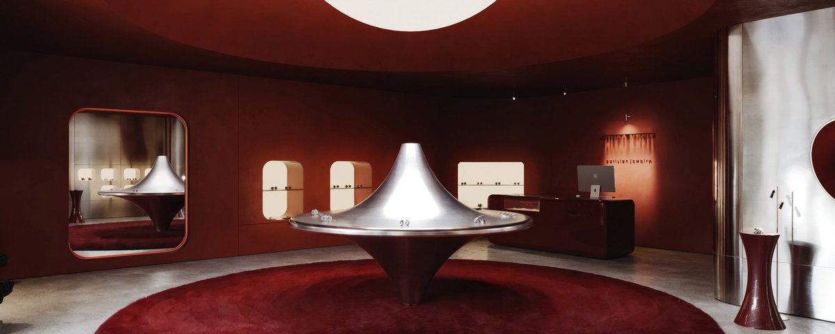 Слава богу бог мне дал хороший вкус я очень чувствую цвета оттенки…