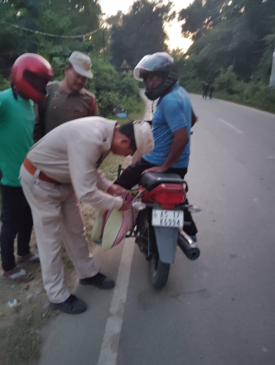 🚔 Regular vehicle checking across Kokrajhar continues to maintain public order, enhance safety, and curb illegal activities.
<a href="/himantabiswa/">Himanta Biswa Sarma</a> <a href="/CMOfficeAssam/">Chief Minister Assam</a> <a href="/DGPAssamPolice/">DGP Assam</a> <a href="/assampolice/">Assam Police</a> 
<a href="/HardiSpeaks/">Hardi Singh</a>