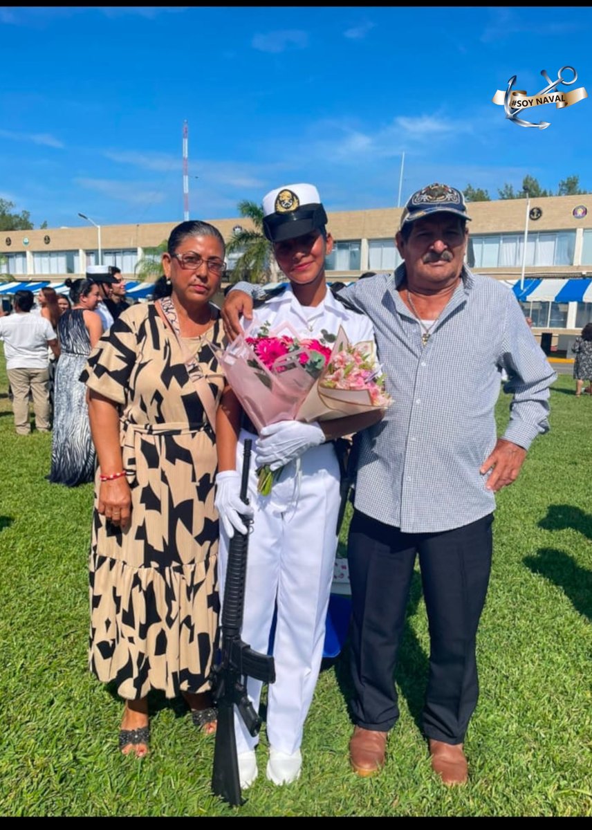 SEMAR_mx's tweet photo. #PorSiTeLoPerdiste

Alumnos del Centro de Formación y Capacitación de la Armada de México (#CEFCAM) concluyeron el Curso de Adiestramiento Básico Naval, una etapa fundamental en su formación y con ello confirmaron su vocación de servicio a la Patria.

Durante la ceremonia, las familias estuvieron presentes, cuyo apoyo incondicional es indispensable para continuar con firmeza el camino que han elegido.

#Próximamente convocatoria #UNINAV2026, ¡Espérala!

#TresDeDiana
#OrgulloNaval
#IntendenciaNaval
#ElectrónicaNaval
#InformáticaNaval