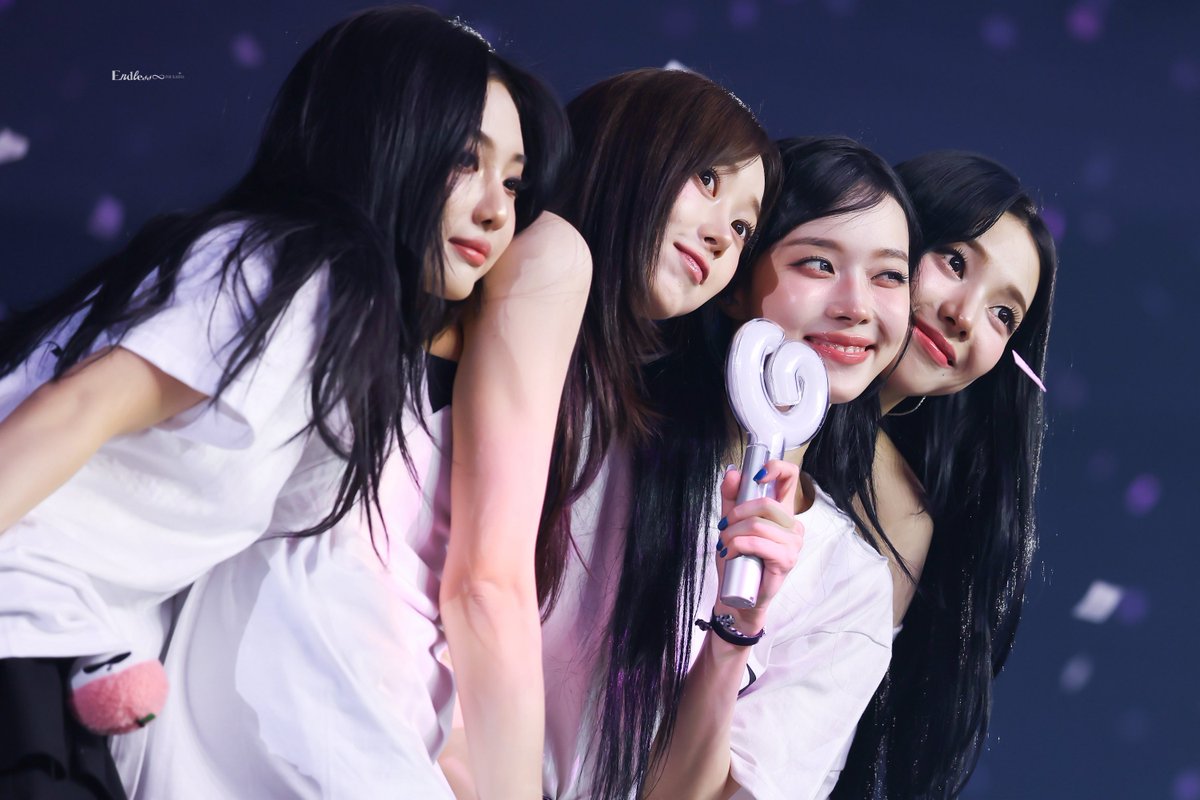 𝙀𝙣𝙙𝙡𝙚𝙨𝙨. tweet media