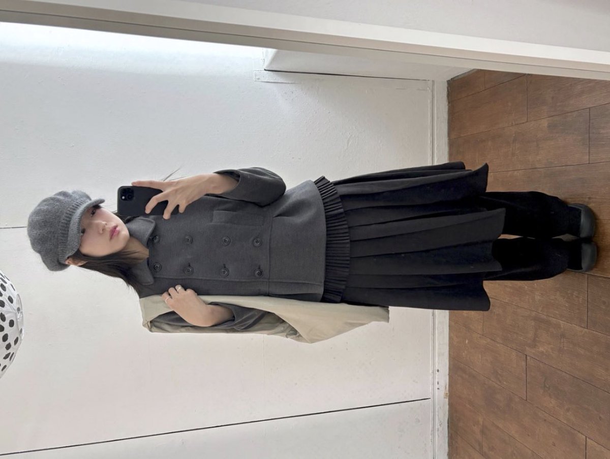 rojoxvun's tweet image. 드디어!!! 기다렸던 지그재그 블프 시작☃️
코디 초보들에겐 롱스커트만큼 쉬운게 없죠!!!
그동안 장바구니에 묵혀둔 롱스커트 코디 몇가지 타래로 올려볼게요 ^_^.
*링크를 통한 구매 발생 시 수수료를 지급받습니다