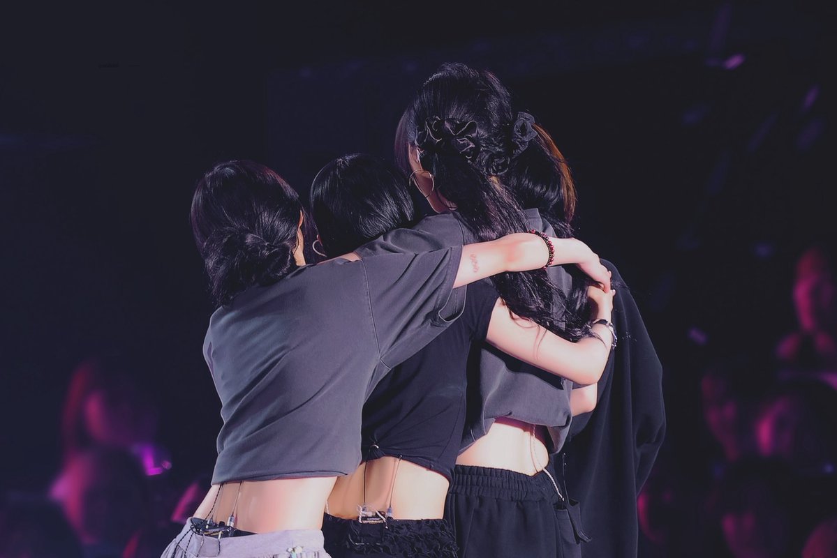 💜💙
#FiveYearsWithAESPA
#에스파_오래오래_사랑할게