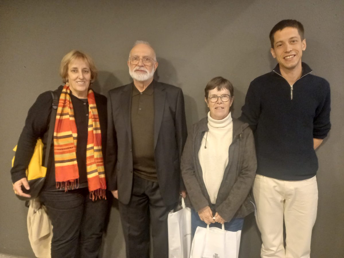 30a edició dels Premis Ciutat d'Igualada que han servit per premiar i recordar persones que s'han desvicut per la cultura a la nostra ciutat.

Com ha dit el Pau Llacuna, la cultura no és un luxe, és una necessitat. Per una cultura viva, per una ciutat acollidora!