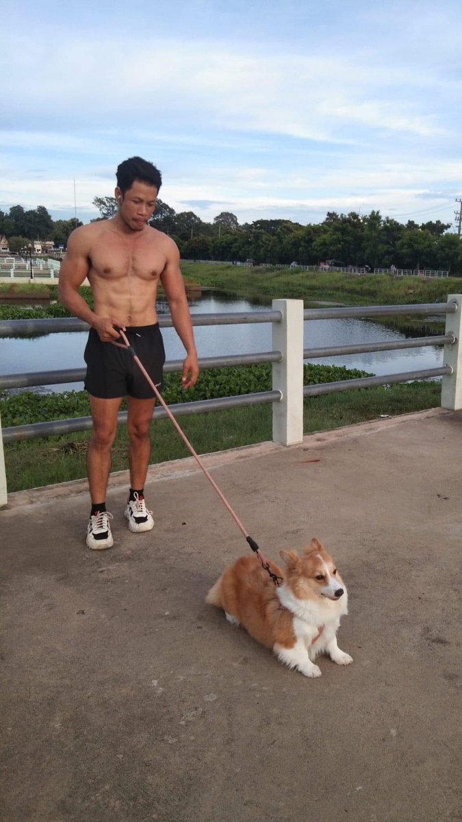 วันที่20นี้ ขึ้นศาล ถ้ามีบุญก็ได้ดูแลแม่ต่อ ถ้าหมดบุญแล้ว  ก็ต้องติดคุก ไม่มีใครช่วยเราได้อีกแลัว  อยากได้เจอ อยากคุยกับผม ครั้งสุดท้าย โทรมาเล่นด้วยได้ 0636403777