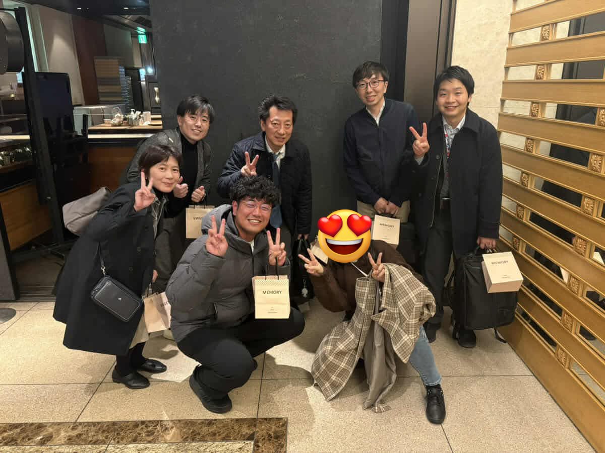 kondo_sr33's tweet image. 金曜日は素敵な先生方に会を開いていただきました✨️

東京生活に彩りや刺激を頂きました会の1つです。会社がLet&apos;s noteを社用PCに選んでいたから入れて頂いたと思ってます😂笑

皆様、ありがとうございます✨️

引き続きどうぞよろしくお願いします🙇‍♂️