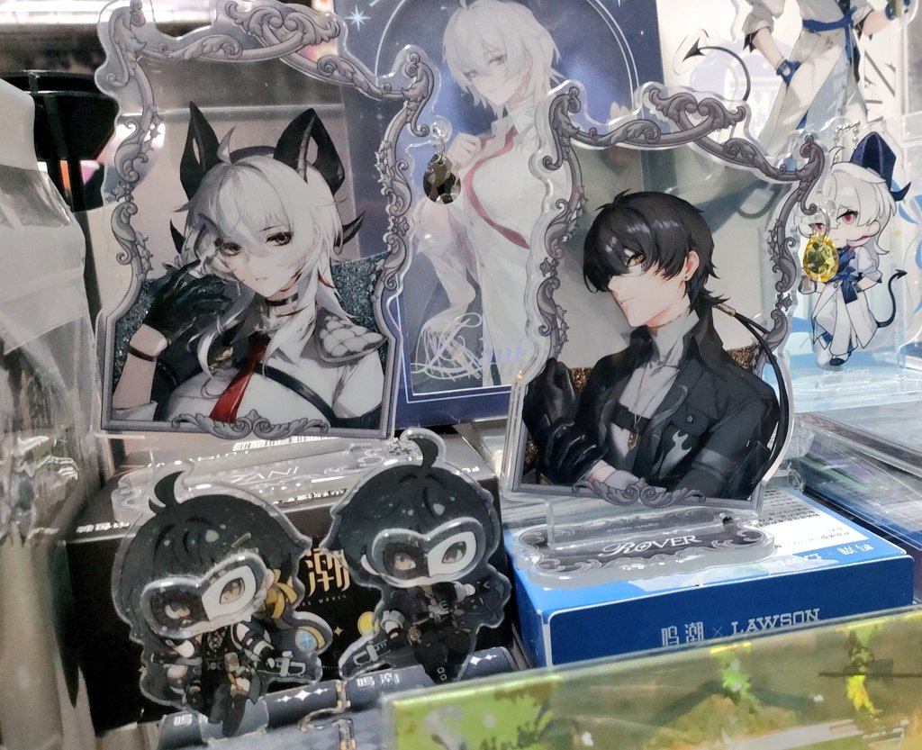 テーマ'煖'（だん） ハイクオリティインテリア✨ ここ好き めっちゃオシャレなんだよな……隣に並べるより段差つけて並べ