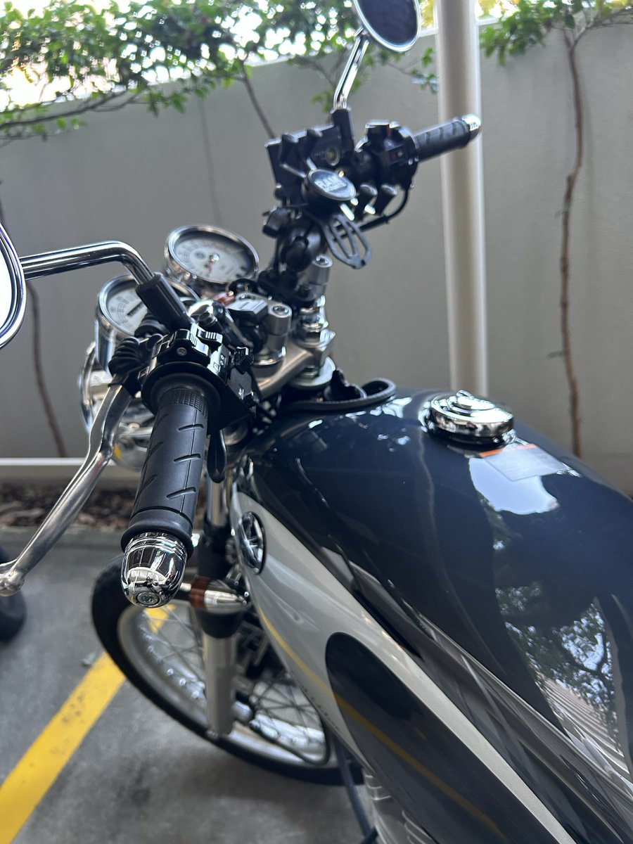 バーエンドやっとつけた。
ええやんかいさ