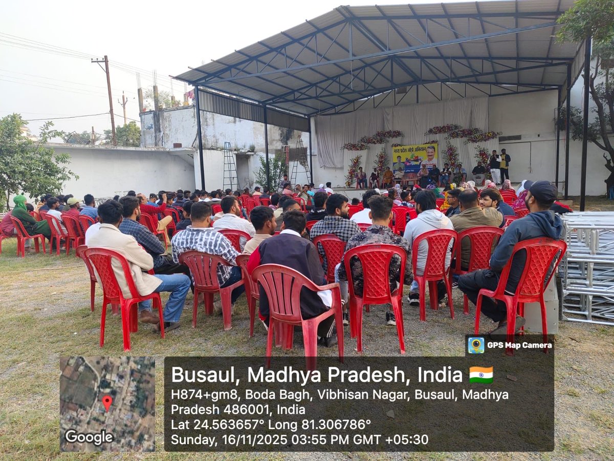 JSTomarAAP's tweet image. आम आदमी पार्टी द्वारा जारी मध्य प्रदेश जोड़ो अभियान के तहत वरिष्ठ पार्टी नेता अमित सिंह द्वारा रीवा जिले के बोदाबाग क्षेत्र में की गई जनसभा। 
गत दिनों शुरू हुए मध्य प्रदेश जोड़ो अभियान के तहत आयोजित सभाओं की श्रृंखला में ये थी प्रदेश में 59वीं जनसभा। @ArvindKejriwal 
@msisodia…