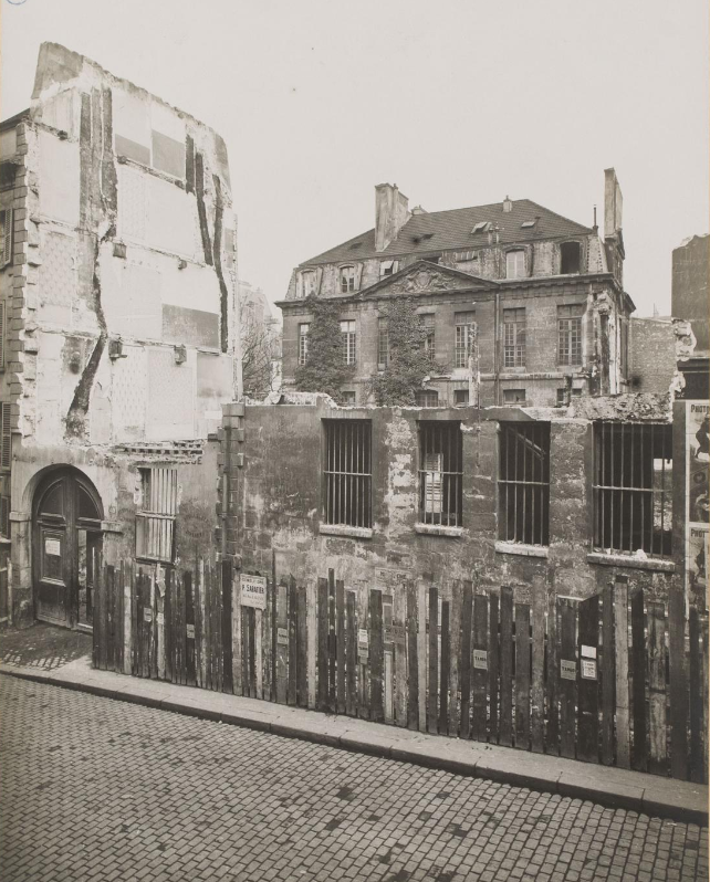 oldparis75's tweet photo. #Paris 49, rue du Cardinal Lemoine, Hôtel Lebrun (1913) https://t.co/ZGJSSUsmqx