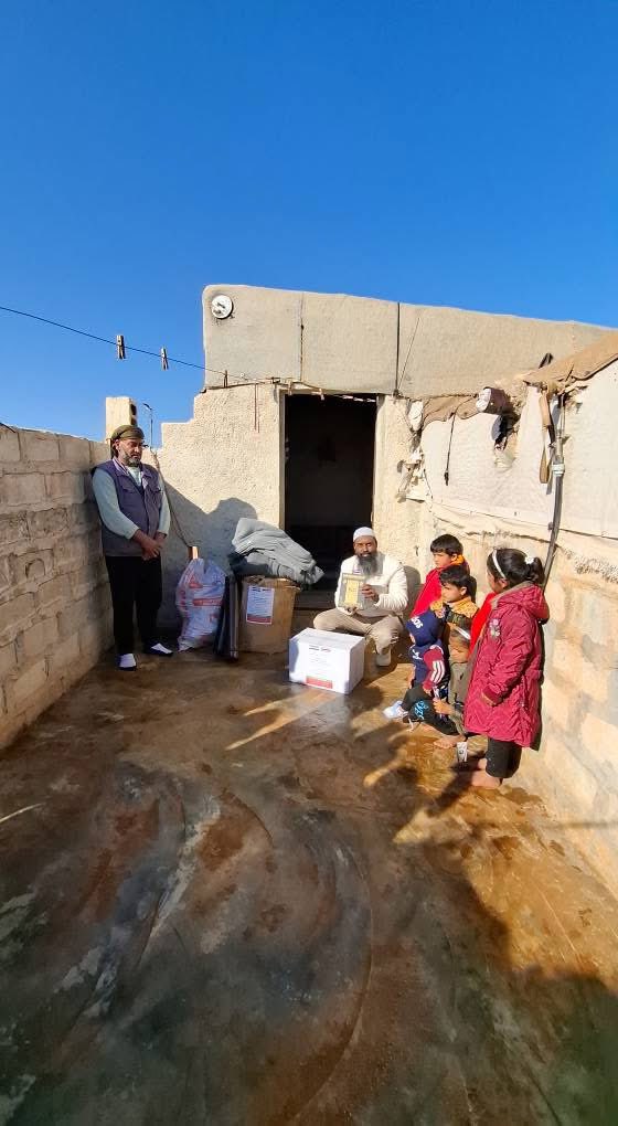 เด็กๆและผู้ใหญ่ในค่ายแห่งนี้
ดีใจที่ได้รับการช่วยเหลือ
และเราเดินทางมามอบถึงมือ
#ร่วมบริจาค ช่วยภัยหนาวในซีเรีย
ธ.อิสลามฯ(ibank) : 0011 1863 31
บัญชี : มูลนิธิ อุมมะตี (Ummatee)
#มอบเต็ม100% ไม่หักดำเนินการ
#ThaiHearts #WinterAid4Syria
#ช่วยภัยหนาวซีเรีย 
#ให้100ถึง100 #Ummatee