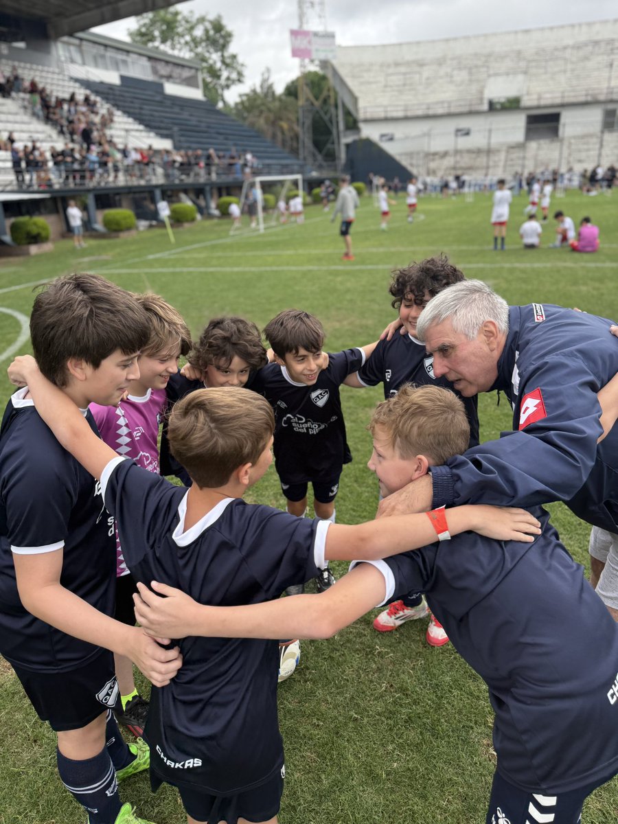 El Sueño del Pibe Kids 👦🏻

Vení a disfrutar de esta jornada única en el Estadio Centenario.