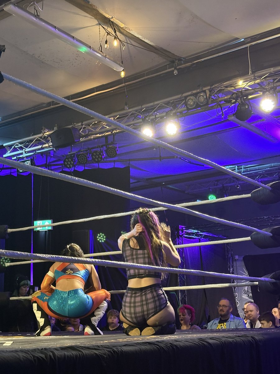 Oliver Drake tweet media