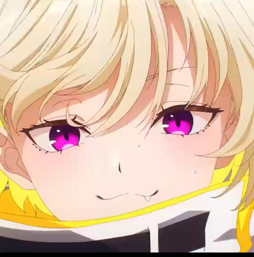 Good Elegg morning.
Look at her cute fang.