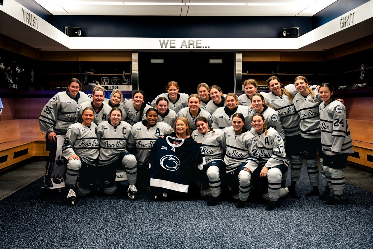 An awesome visit from ESPN NHL Reporter and Penn State alum, <a href="/emilymkaplan/">Emily Kaplan</a> 🦁 📺 

#WeAre