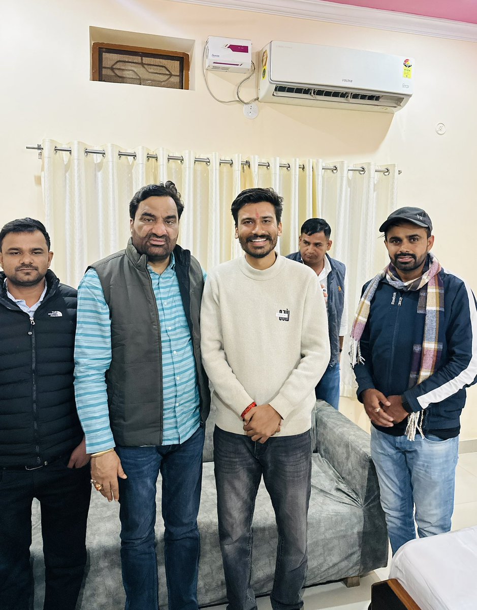 नागौर सांसद हनुमान जी बेनीवाल के साथ ❤️

<a href="/hanumanbeniwal/">HANUMAN BENIWAL</a>