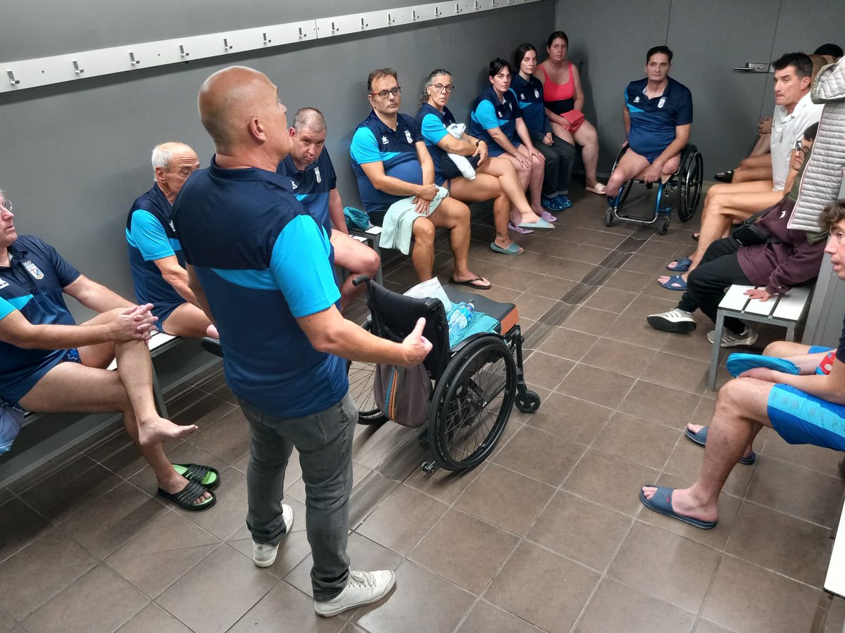 Secció de Waterpolo de la UE Horta tweet media