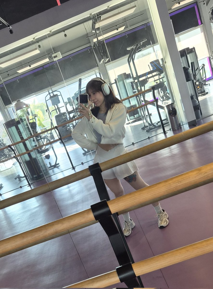 He estado muy feliz y eso ayuda a sentirme bonita 🩷