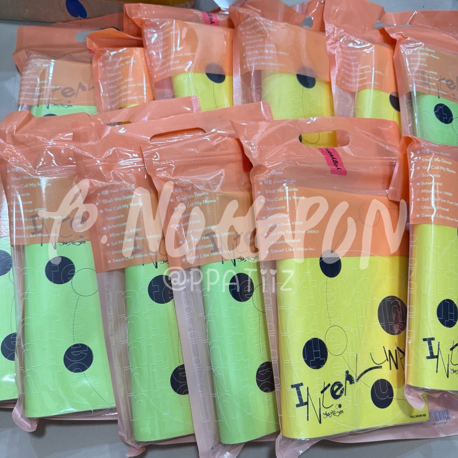 PPATiiz's tweet image. 🌼Happy birthday to my best boy🌼 #YUGYEOM 

🌟แจก
- อัลบั้ม Trust Me = 2 รางวัล
- อัลบั้ม Interlunar  = 2 รางวัล 
(รางวัลละ 1 อัลบั้ม)

กติกา
🌷รีทวิต &amp;amp; เมนชั่น อวยพร ติดแท็กด้านล่าง 👇🏻

🚚ส่งฟรี‼️

สุ่มวันที่ 18 พ.ย. 21:00 น.

#28thDanceWithYUGYEOM
HAPPY 28TH BIRTHDAY YUGYEOM