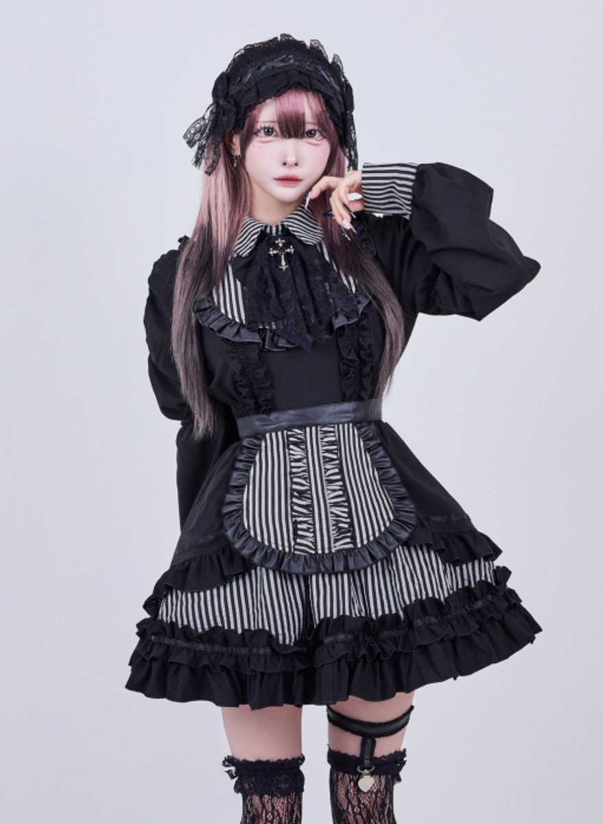 🖤IMVAL / Gothic Maid Dress🖤 クラシカルなモノトーンストライプと