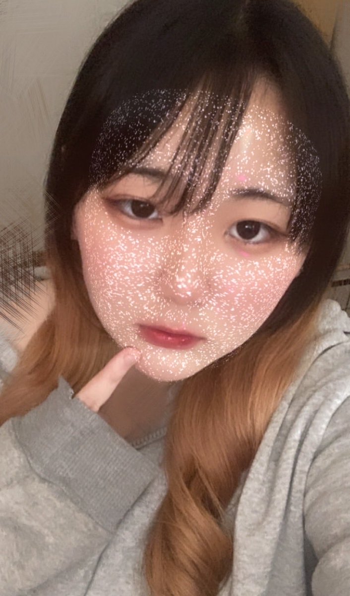 ゆあ tweet media