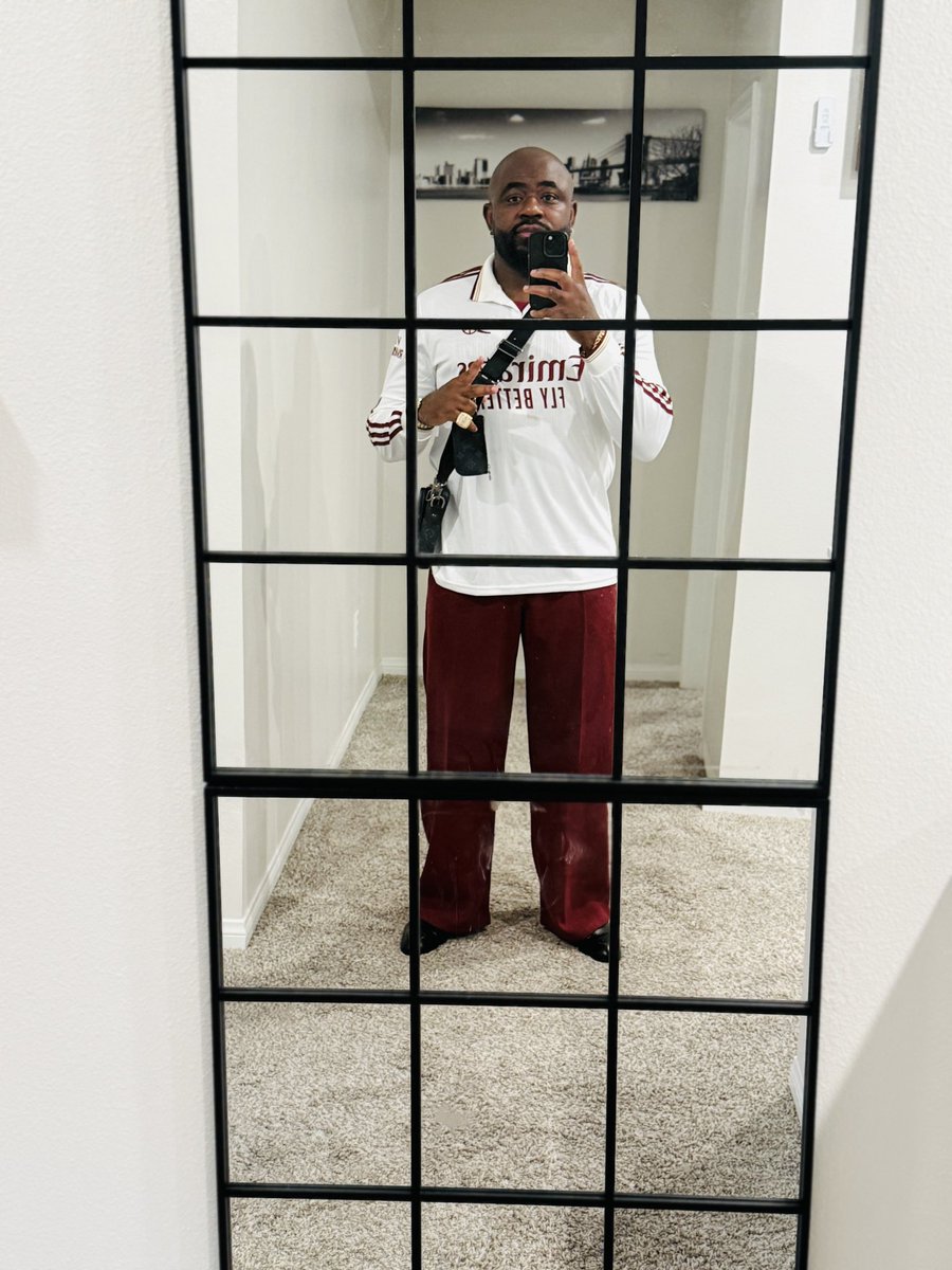 capabletheking1's tweet image. Three shadows, one signature. African Leather. Halfeti Leather. Halfeti Cedar. A dark, layered masterpiece.

#sotd #fragzspace