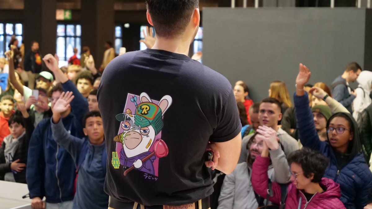 HGesbert's tweet image. I started on Roblox just 18months ago 😅

And I just presented our new game with @Ubisoft on stage at Paris Games Week

I’m so proud of this new Rabbids game that we are gonna release on December! 🎺🙏

I’ll start posting a lot about it now 🐇
The concept is awesome and I’m glad…