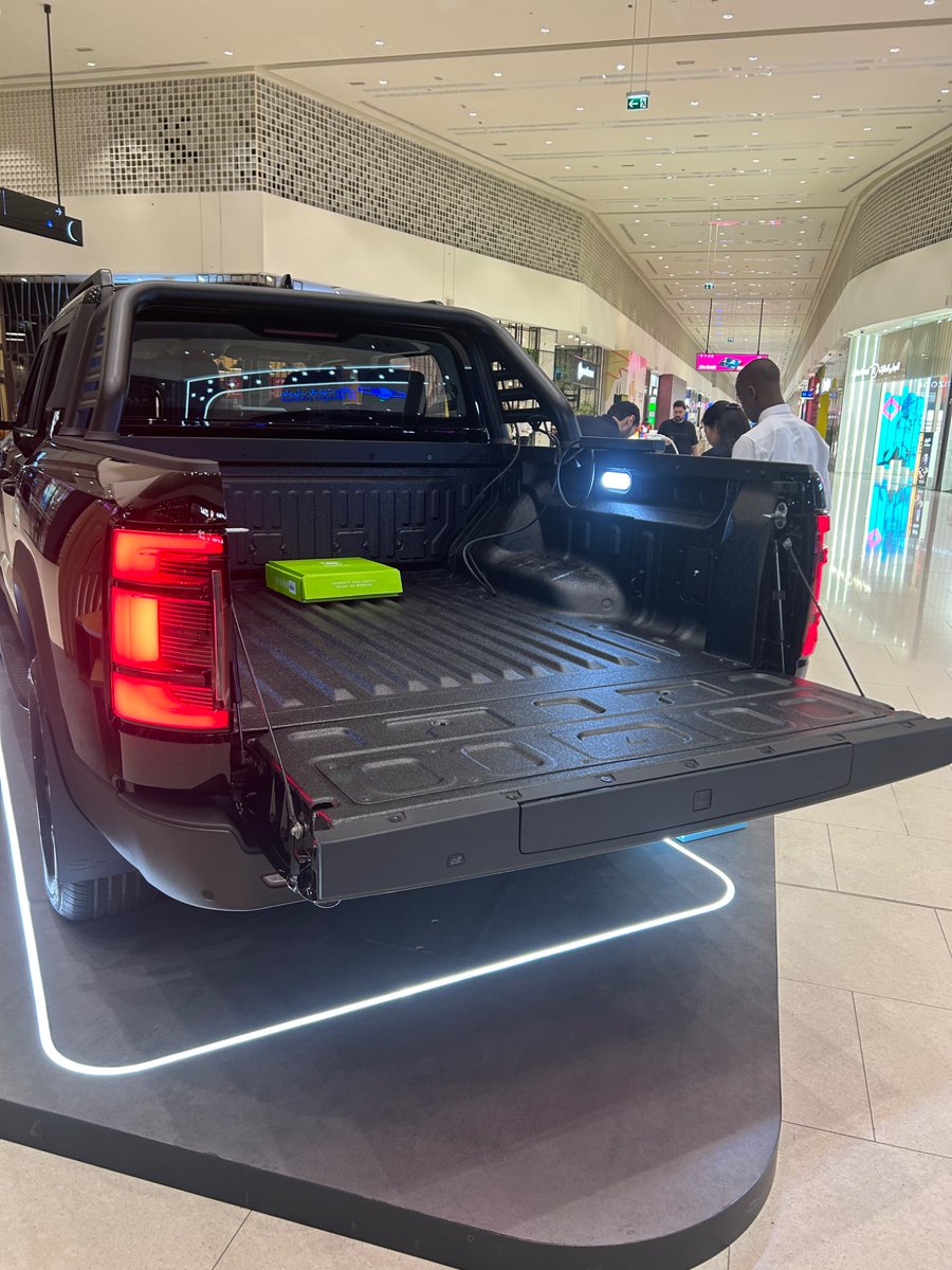 Charles Cooper tweet media